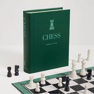 Library of Play : Chess
